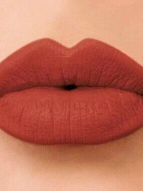RARE NEW Mini Jeffree Star Liquid Lipstick - Firehouse Pole